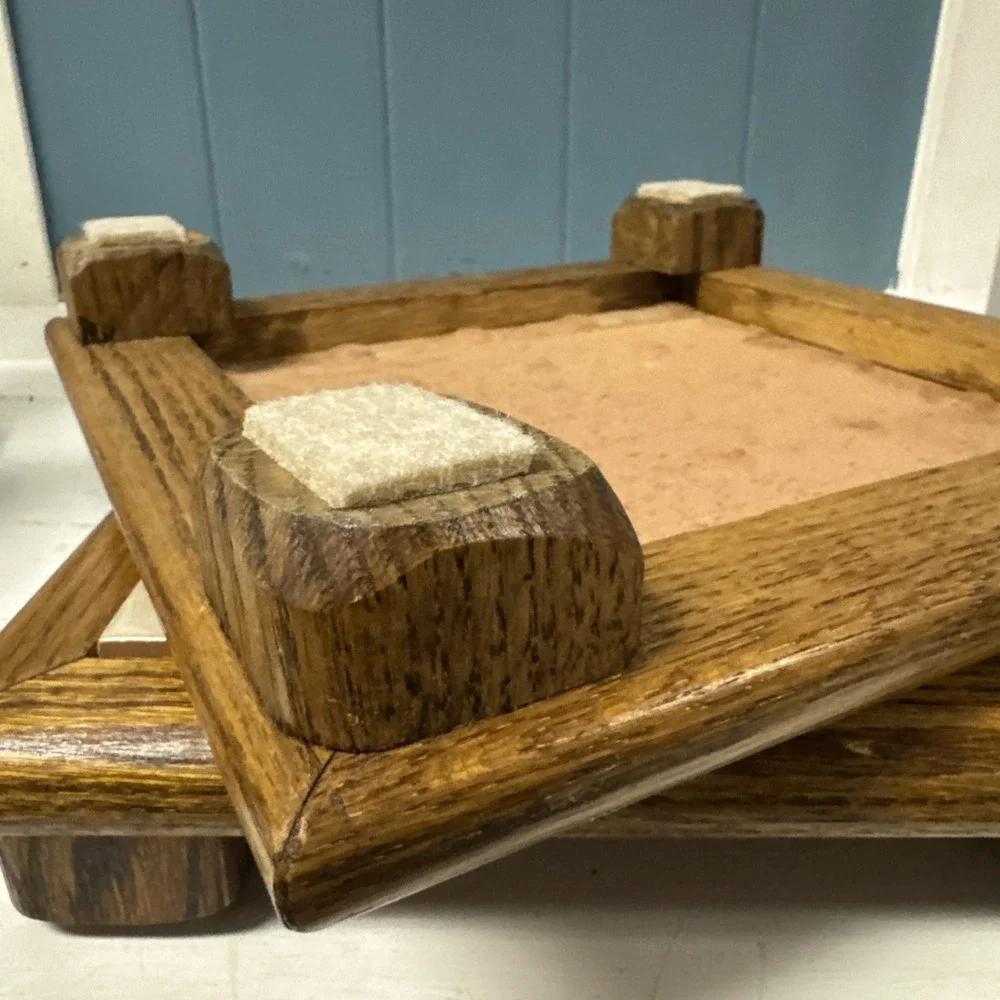 Lot If 2 Trivet 10